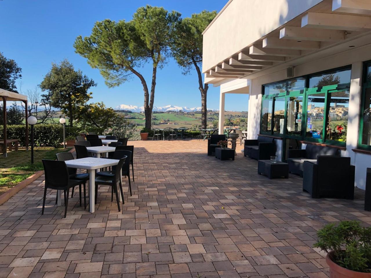 Casablanca Hotel Civitanova Marche Exterior foto